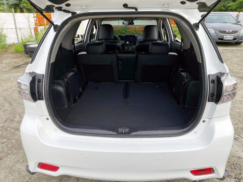 【氣氛改裝升級12萬】2016年式 豐田wish 2.0經典版七人座