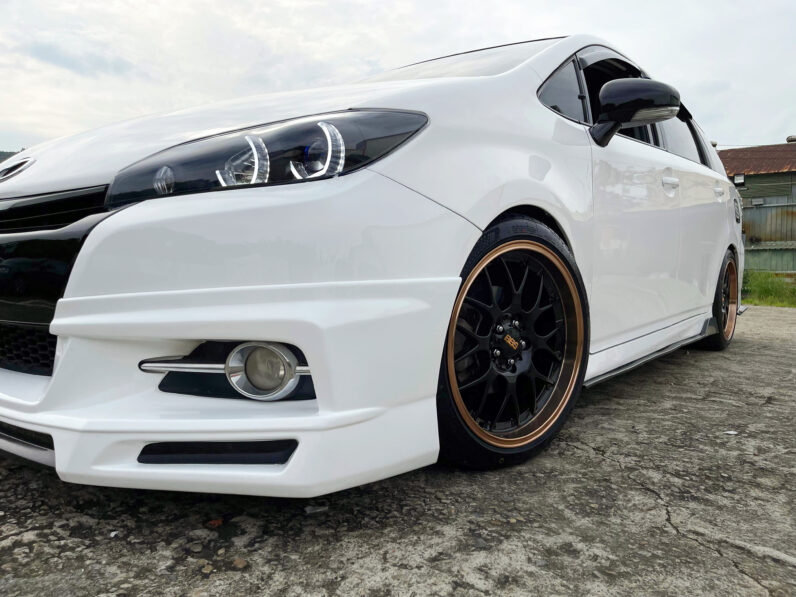 【氣氛改裝升級12萬】2016年式 豐田wish 2.0經典版七人座