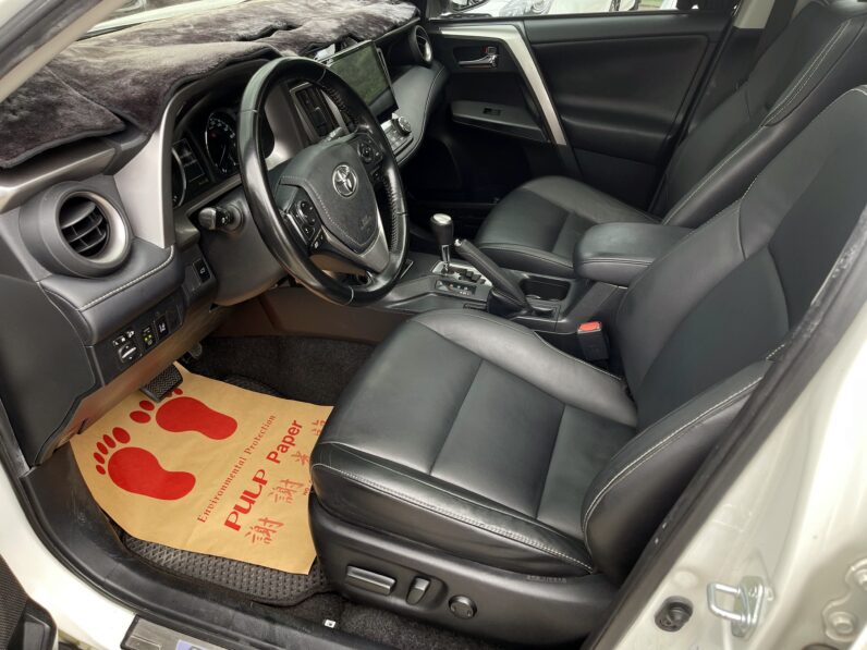 【豐田熱銷油電SUV】2018年豐田RAV4 2.5油電旗艦，全車原版件無待修