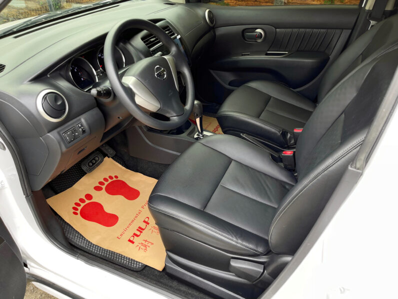 【日產五門掀背小車精選】2017年日產LIVINA1.5五門，新手駕駛超好用!