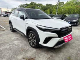 【跨界小休旅必選】2023年 豐田 COROLLA CROSS 1.8GR 版，純跑9萬公里原廠保固中