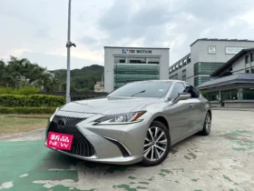 2018年 凌志 ES300H 2.5 油電豪華版 里程 10 萬