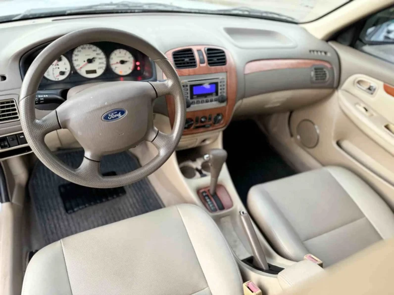 【新手代步車專區】2007年 福特 tierra1.6四門款純跑13萬公里