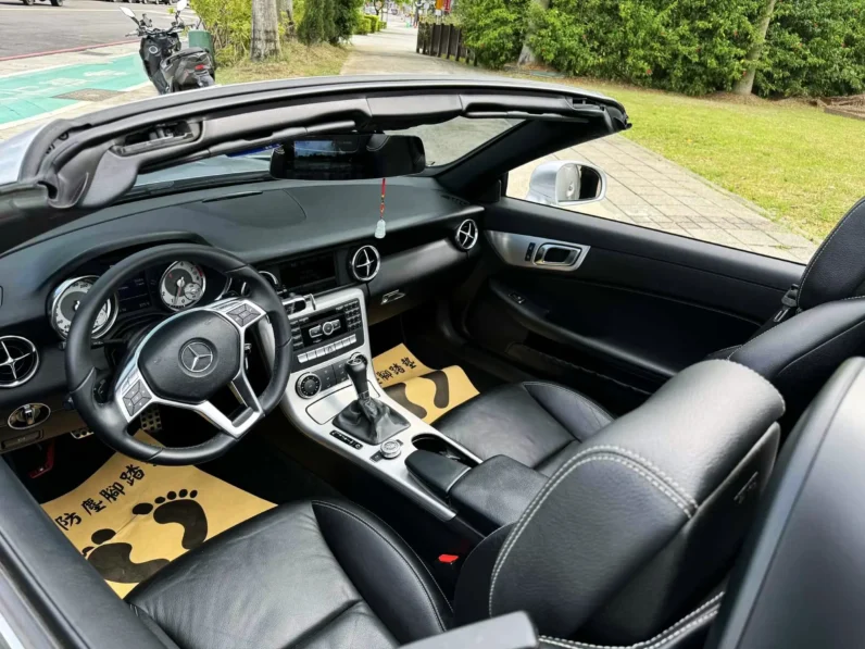 【賓士雙門轎跑】2012年賓士 SLK 200 1.8純跑6萬公里認證車