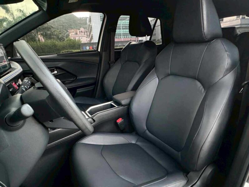 【最新跨界小休旅首選】2025年 豐田CROSS YARIS 1.5 競動版一手純跑7千公里，原廠保固中