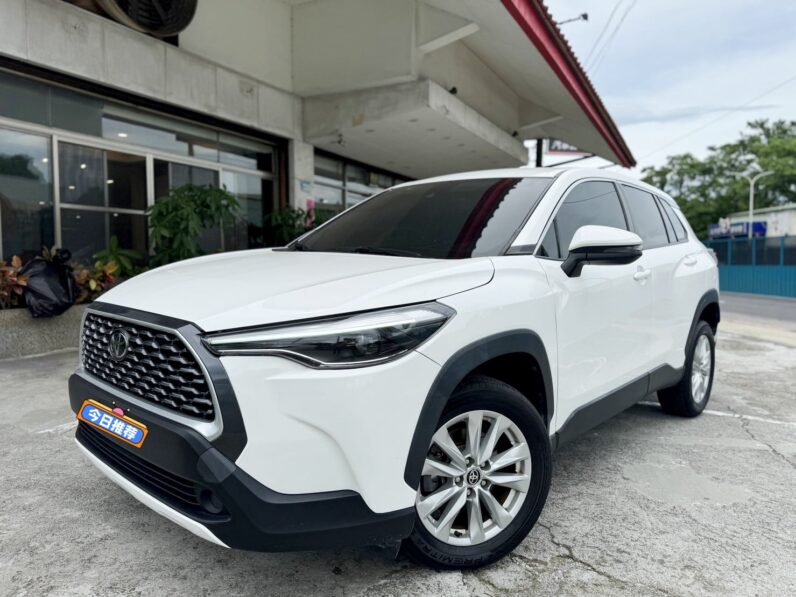 【跨界小休旅必選】2022年 豐田 COROLLA CROSS 1.8汽油尊爵版，認證美車