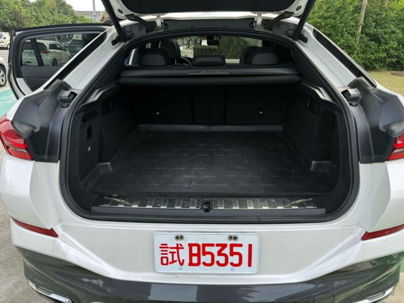 【寶馬競速型大休旅】2021年寶馬 X6/3.0M sport 40i，認證美車