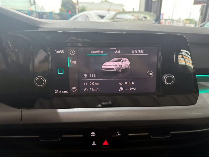 【福斯小鋼炮】2022年式福斯golf eTSI 280Style1.5輕油電，原漆原版件純跑六萬認證車