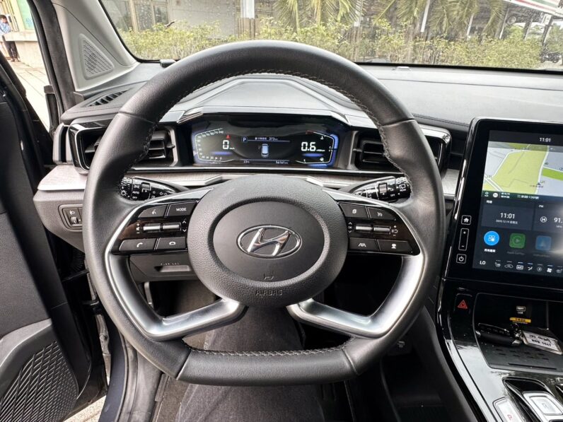 【現代熱銷頂級七人】2023年現代CUSTIN1.5GLB VIP版，純跑5萬原廠保固中