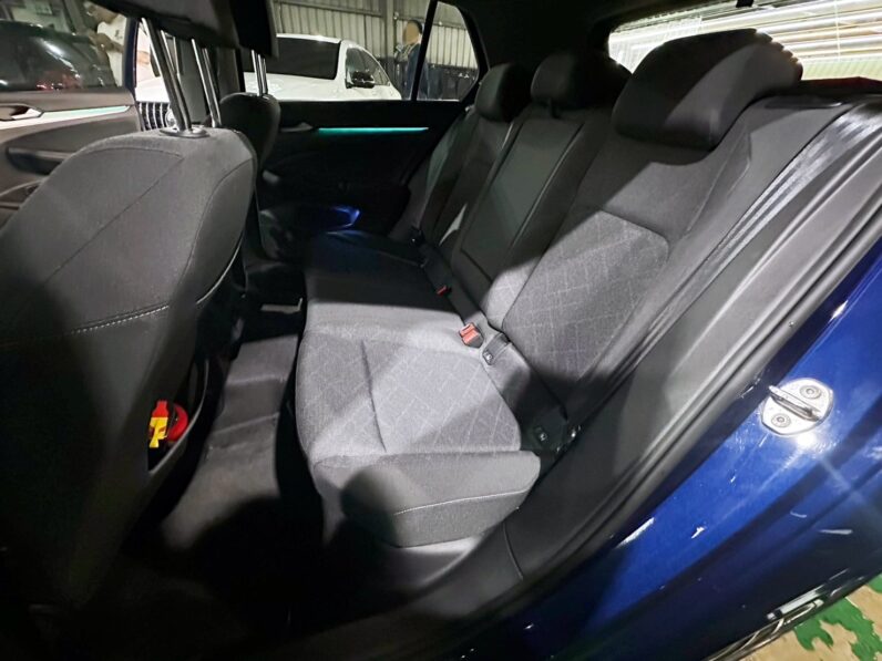 【福斯小鋼炮】2022年式福斯golf eTSI 280Style1.5輕油電，原漆原版件純跑六萬認證車