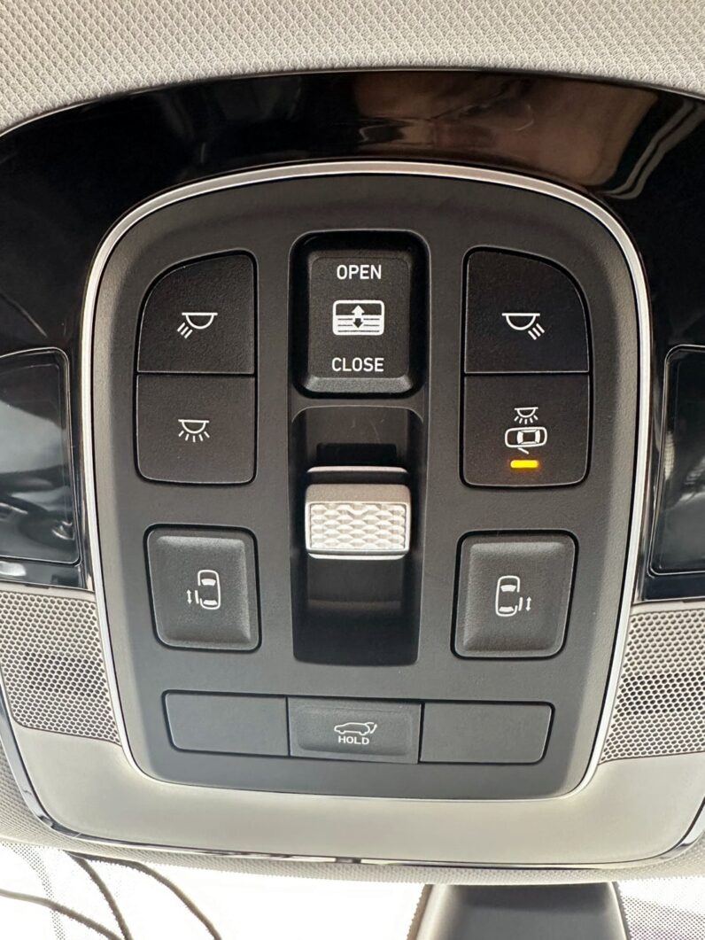 【現代熱銷頂級七人】2023年現代CUSTIN1.5GLB VIP版，純跑5萬原廠保固中