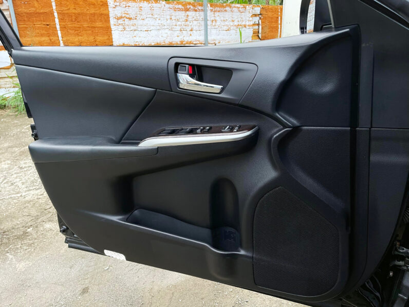 【國民房車首選】2017年 豐田CAMRY 2.0豪華版天窗、電動椅、免鑰匙