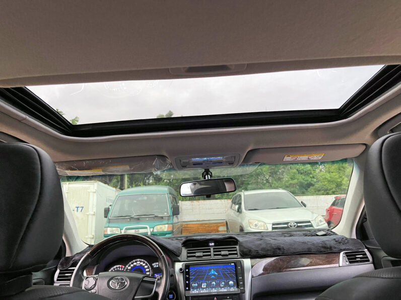 【國民房車首選】2017年 豐田CAMRY 2.0豪華版天窗、電動椅、免鑰匙