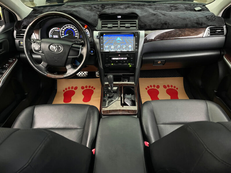 【國民房車首選】2017年 豐田CAMRY 2.0豪華版天窗、電動椅、免鑰匙