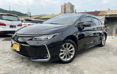 【原廠保固中】2022年市豐田ALTIS油電尊爵1.8/純跑4萬公里/原漆原版件/可全額貸款