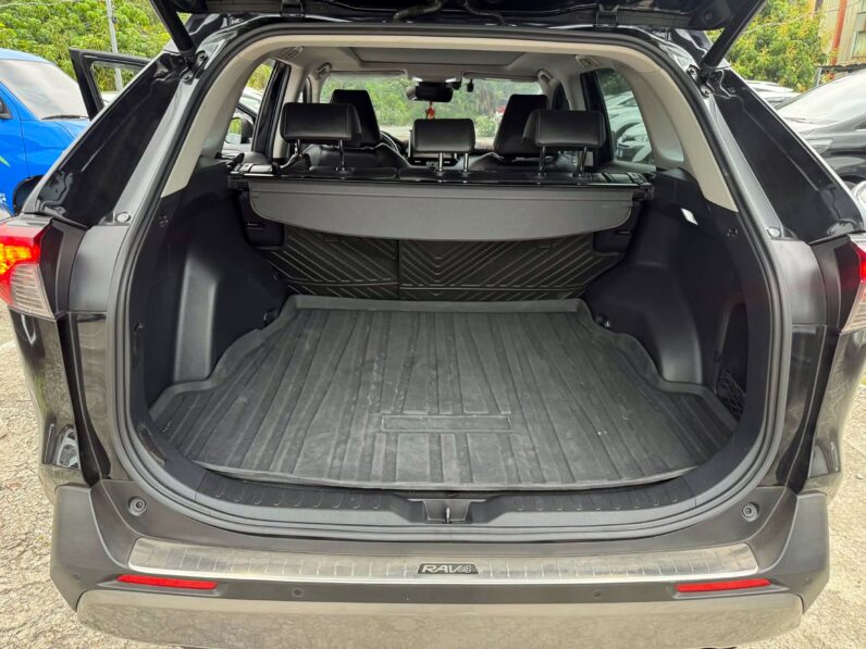 【油電休旅首選】2022年市豐田RAV4油電4WD最頂級/純跑6萬公里原廠保固中/原漆原版件/可全額貸款