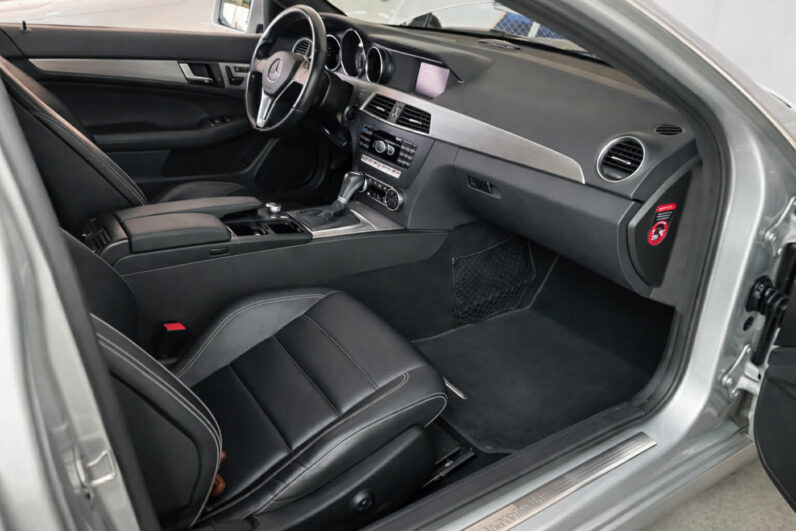 【年輕人雙門轎跑】2012年式賓士C180雙門轎跑/認證車/無待修/全車整理6萬車況超優