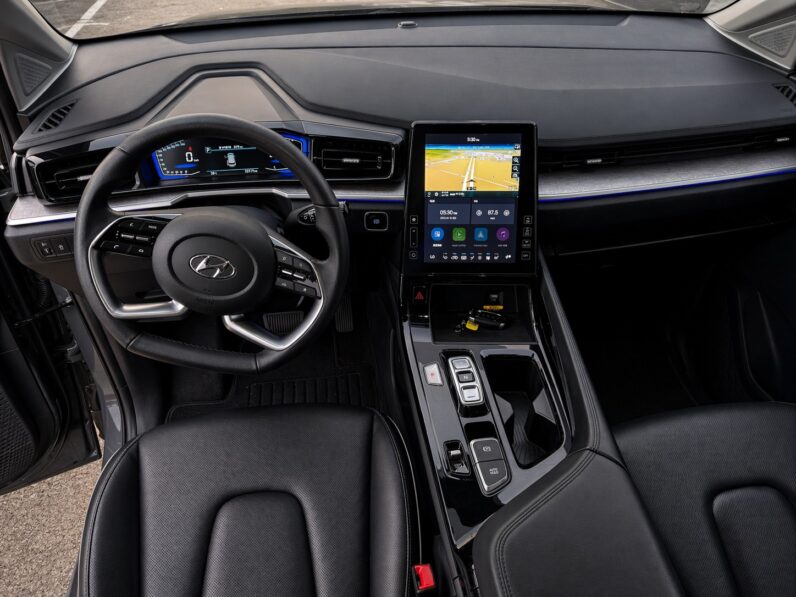 【現代熱銷頂級七人】2025年現代CUSTIN1.5GLB VIP版，純跑2萬原廠保固中