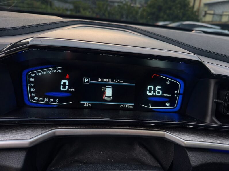 【現代熱銷頂級七人】2025年現代CUSTIN1.5GLB VIP版，純跑2萬原廠保固中