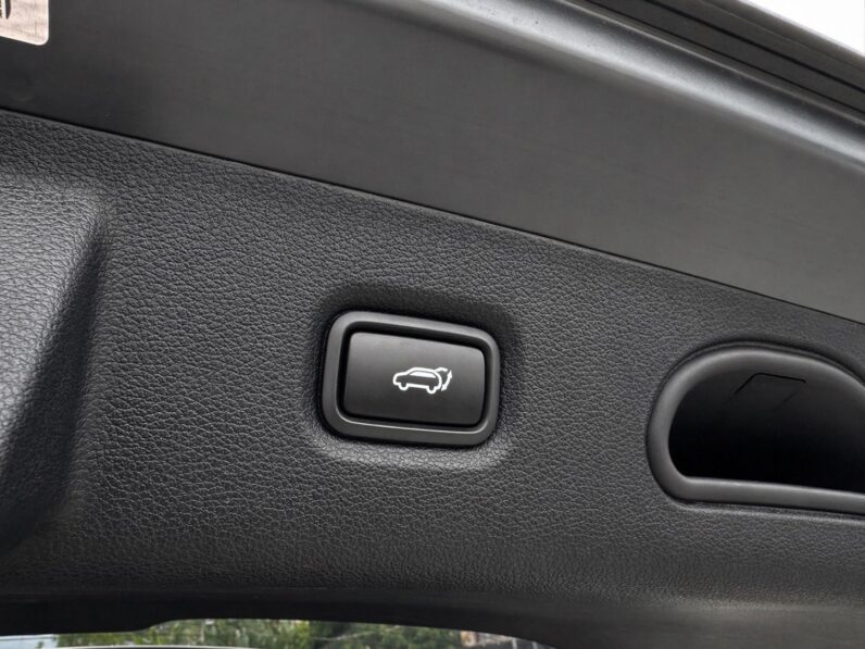 【現代熱銷頂級七人】2025年現代CUSTIN1.5GLB VIP版，純跑2萬原廠保固中