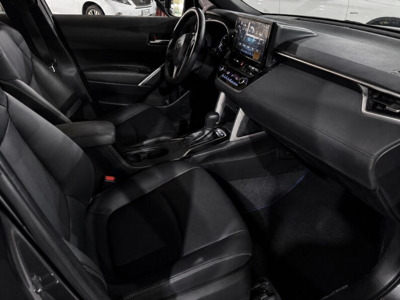 【跨界小休旅必選】2025年式豐田 COROLLA CROSS 1.8油電豪華版，原廠保固中/純跑2萬公里