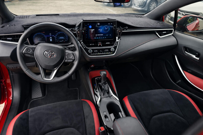 【原廠保固中】2024年式豐田corolla sport2.0頂級旗艦版/純跑2萬公里認證車原漆原版件