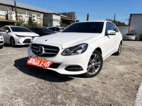 【賓士豪華轎車】2015年式賓士E200總代理/全車原版件認證車/加裝12吋360環景安卓機/AMG鋁圈/購車享保固