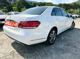 【賓士豪華轎車】2015年式賓士E200總代理/全車原版件認證車/加裝12吋360環景安卓機/AMG鋁圈/購車享保固