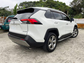 【好爸爸休旅神車】2022年式豐田RAV4汽油旗艦頂級2.0/原漆原版件無待修/購車享一年兩萬公里保固