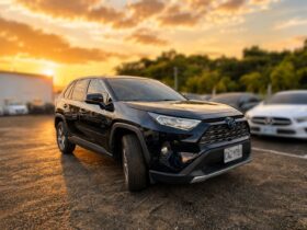 【豐田熱銷油電SUV】2020年豐田RAV4 2.5油電旗艦，全車原版件無待修/購車享一年兩萬公里保固