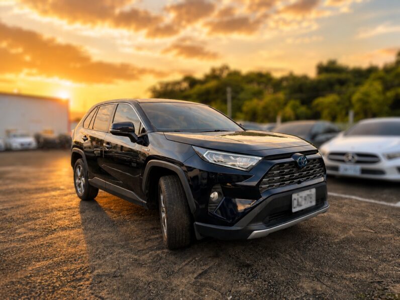 【豐田熱銷油電SUV】2020年豐田RAV4 2.5油電旗艦，全車原版件無待修/購車享一年兩萬公里保固