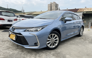 【豐田最熱銷轎車款】2023年 豐田 ALTIS 1.8 油電尊爵版/實跑5.9萬公里/原廠保固中/原版件認證車