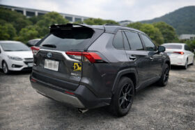 【豐田熱銷油電SUV】2022年式豐田RAV4 2.5油電旗艦4WD，純跑11萬公里/全車原版件無待修/原廠保固中