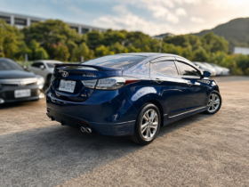 【現代經典轎車】2015年式現代ELANTRA 1.8極光旗艦版/1.8/全車無待修/認證車/購車享一年保固
