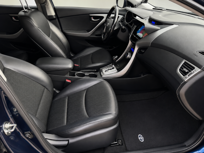 【現代經典轎車】2015年式現代ELANTRA 1.8極光旗艦版/1.8/全車無待修/認證車/購車享一年保固