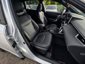 【跨界小休旅必選】2023年式豐田 COROLLA CROSS 1.8油電尊爵版/純跑4萬公里/原廠保固中