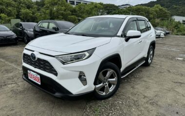 【好爸爸休旅神車】2021年式豐田RAV4油電旗艦頂級2.5/認證車無待修/購車享一年兩萬公里保固