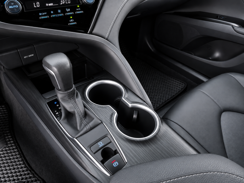 【優質豪華轎車】2023年式豐田CAMRY 2.0豪華版(8.5代)/原版認證車/純跑8.9萬公里/購車享一年保固