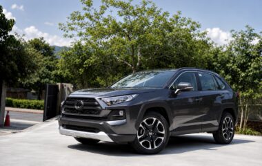 【豐田熱銷SUV】2022年式豐田RAV4 2.0越野版4WD，純跑12萬公里/全車原版件無待修/購車享保固