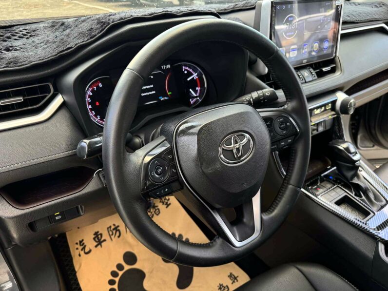 【好爸爸休旅神車】2021年式豐田RAV4汽油旗艦頂級2.0/認證車無待修/購車享一年兩萬公里保固