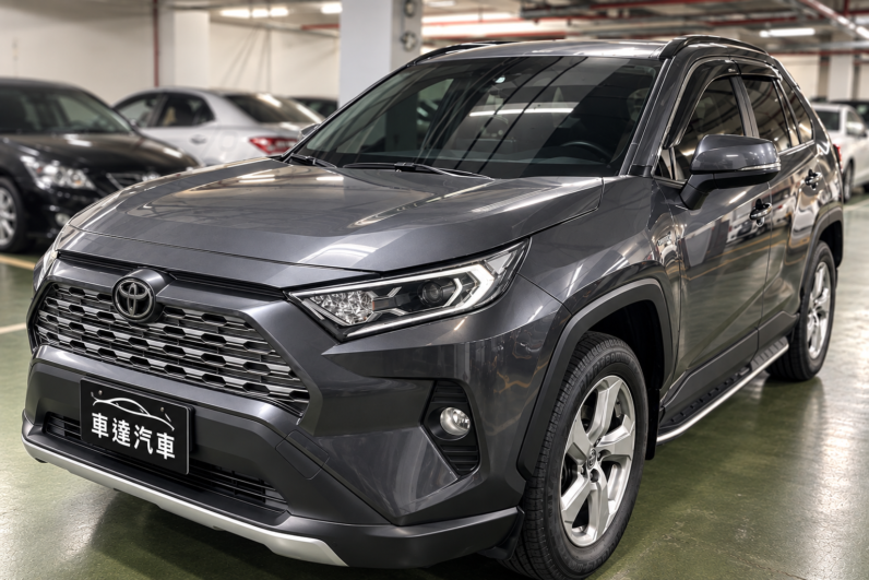 【好爸爸休旅神車】2022年式豐田RAV4汽油尊爵2.0/購車享一年兩萬公里保固