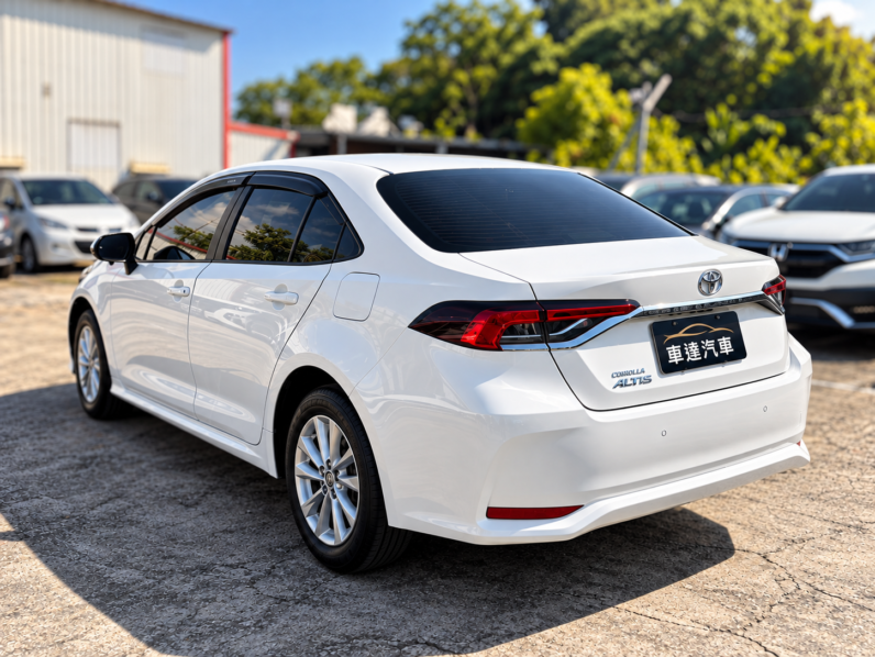 【豐田最熱銷轎車款】2024年式 豐田 ALTIS 1.8 汽油尊爵版/實跑3萬公里/認證車/原廠保固中