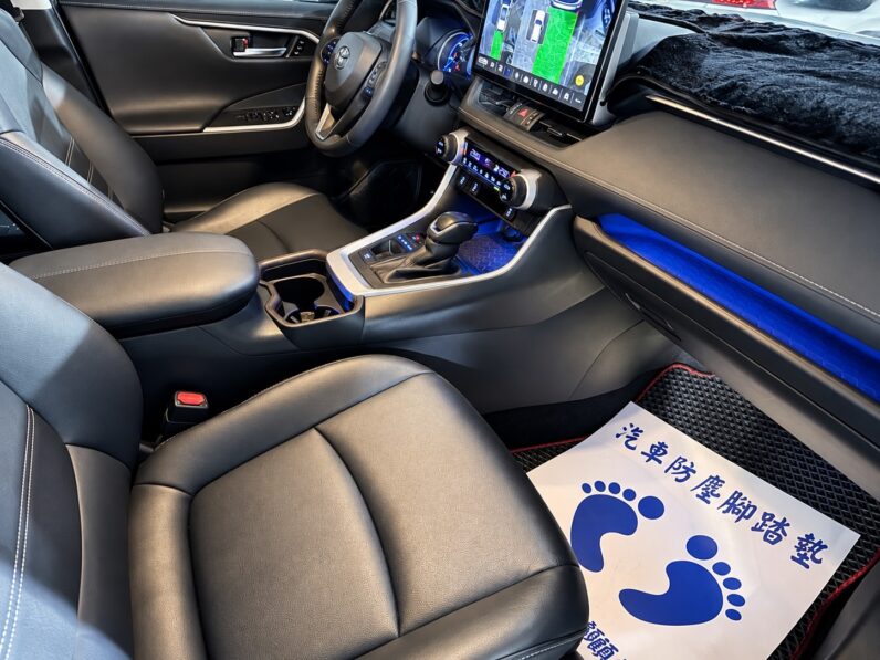 【好爸爸休旅神車】2022年式豐田RAV4油電旗艦頂級2.5/認證車無待修/購車享一年兩萬公里保固