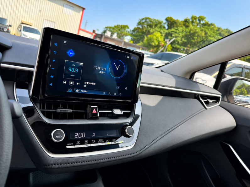 【準新車原廠保固】2026年豐田 ALTIS 1.8 油電豪華版/實跑4千公里/原廠保固中/原版原漆認證車
